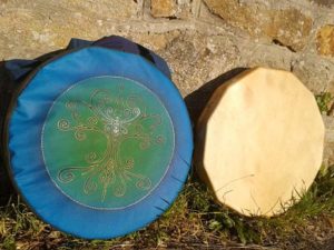 housse sur mesure en tissu pour tambour ou percussion, fabrication artisanale Aflorescence