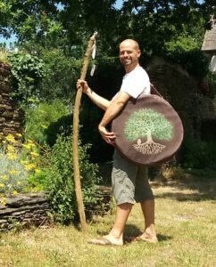 sac bandoulière pour tambour chamanique sur mesure motif arbre de vie