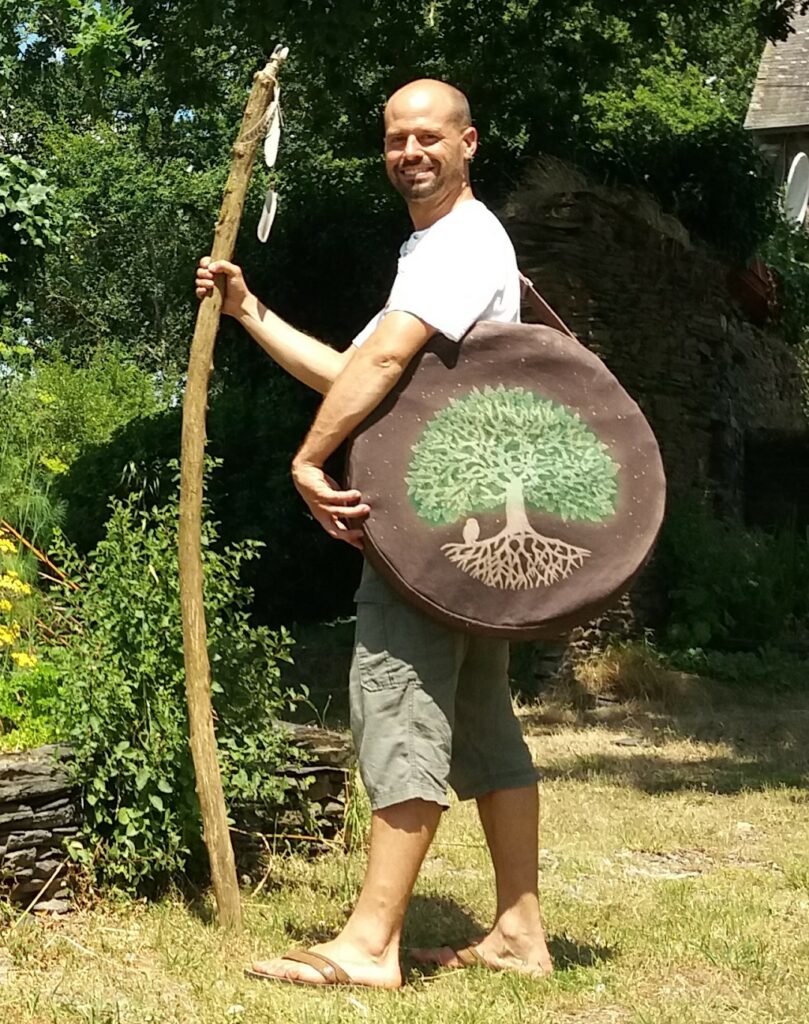 sac bandoulière pour tambour chamanique sur mesure motif arbre de vie