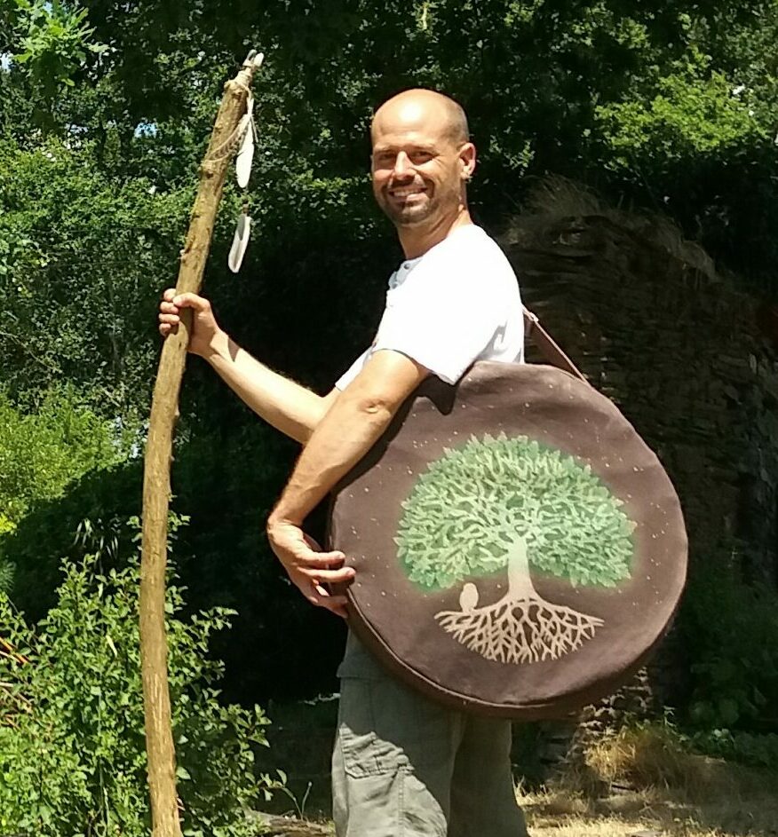 sac bandoulière pour tambour chamanique sur mesure motif arbre de vie