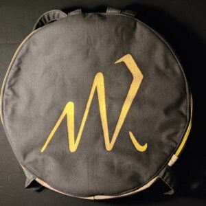 sac pour tambour chamanique,unique fait main avec logo à la demande du client et créé par Aflorescence