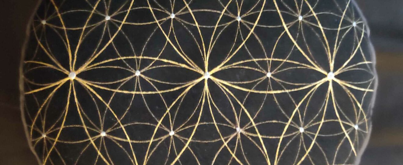 Housse de coussin de méditation cousue et peinte à la main selon les goùts et les envies de mon client