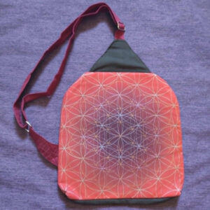 créations disponibles : sac bandoulière artisanal à vendre avec 2 fleurs de vie entrelacées peintes à la main par Aflorescence -pièce unique n°5