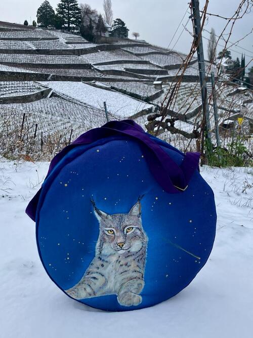 Housse sur mesure pour tambour ou percussion, motif lynx- fabrication artisanale Aflorescence 