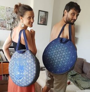 sacs pour tambour chamanique artisanal motif fleur de vie superposées